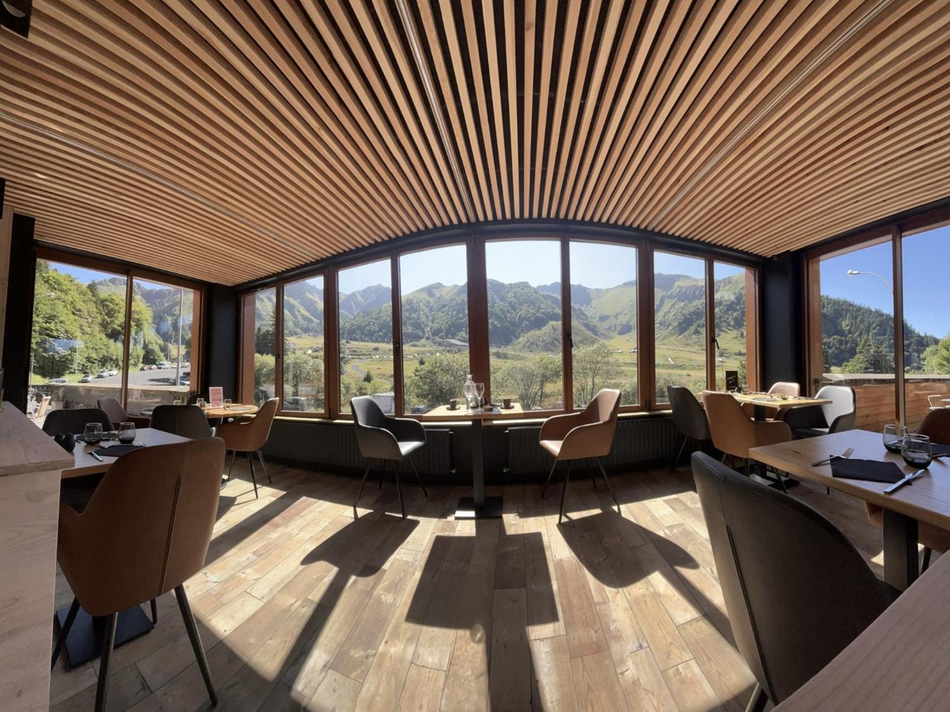 Hotel Du Puy Ferrand , Restaurant La Table De L'Ours Ле-Мон-Дор Экстерьер фото